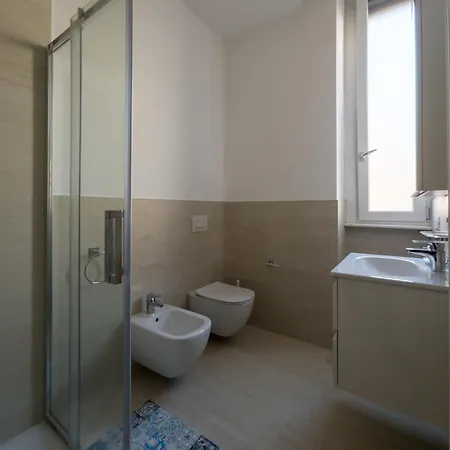Rrrapido Holy Suites And Rooms - Via Sardegna Milan Exterior photo
