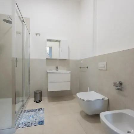 Rrrapido Holy Suites And Rooms - Via Sardegna Milan Exterior photo